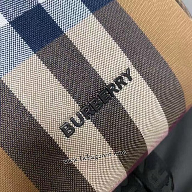 Burberry專門店新款格子配皮雙肩背包 巴寶莉男士後背包書包 yxb1102